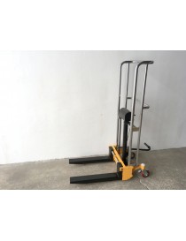 Ruční vysokozdvižný vozík MFPJ1700