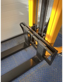 Ruční vysokozdvižný paletový vozík MFP10/25B Ruční vysokozdvižný paletový vozík MFP10/25B